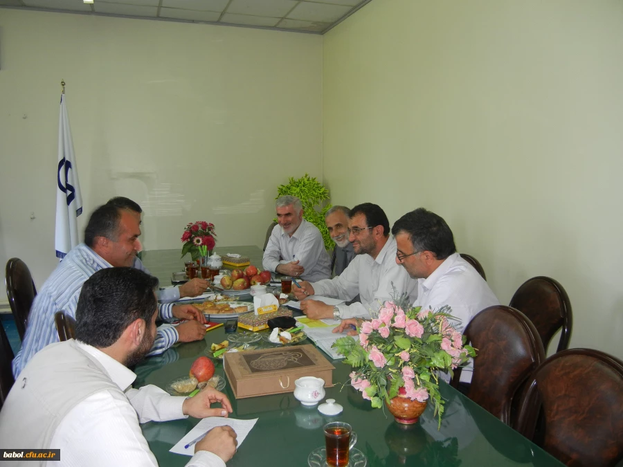 جلسه شورای آموزشی مرکز