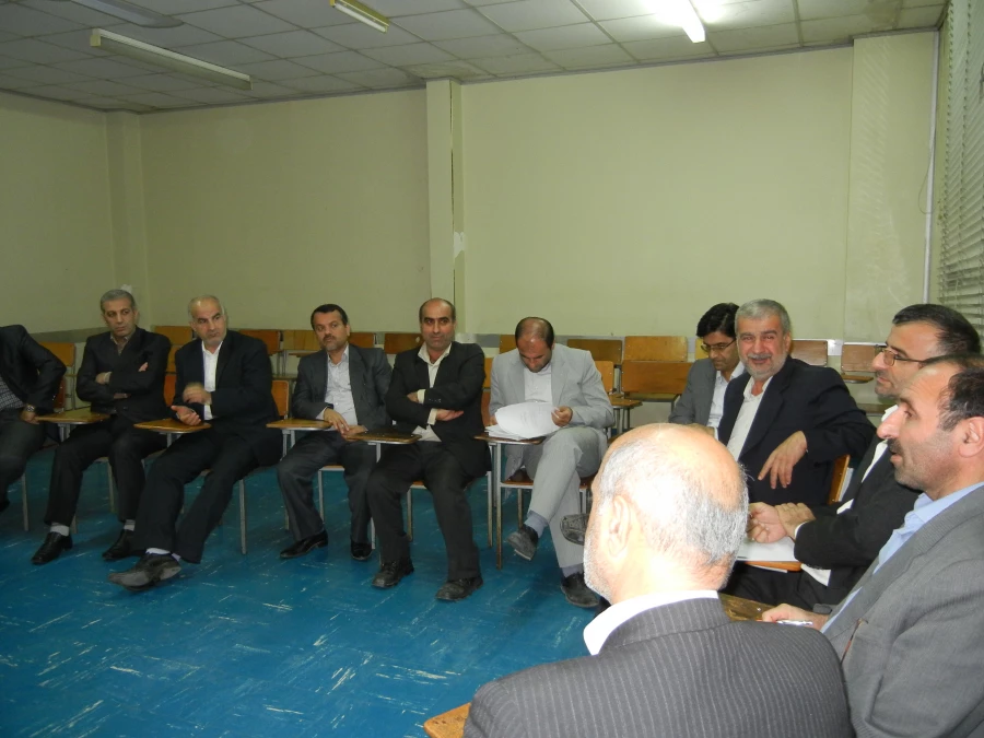 جلسه کارگروه های آموزشی مرکز