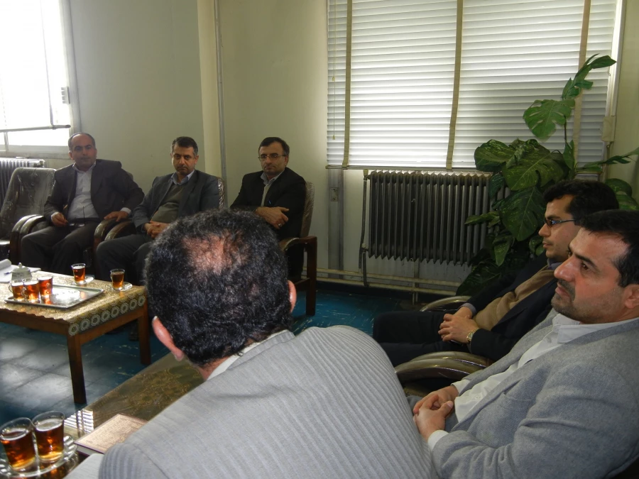 جلسه هماهنگی برای برگزاری آزمون پایان ترم