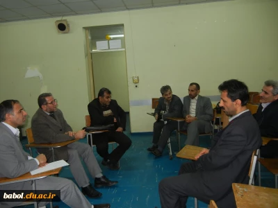 جلسه مدیران گروههای آموزشی  با اعضاء