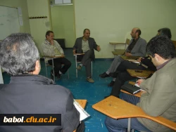 جلسه مدیران گروههای آموزشی  با اعضاء