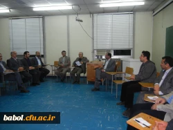 جلسه مدیران گروههای آموزشی  با اعضاء