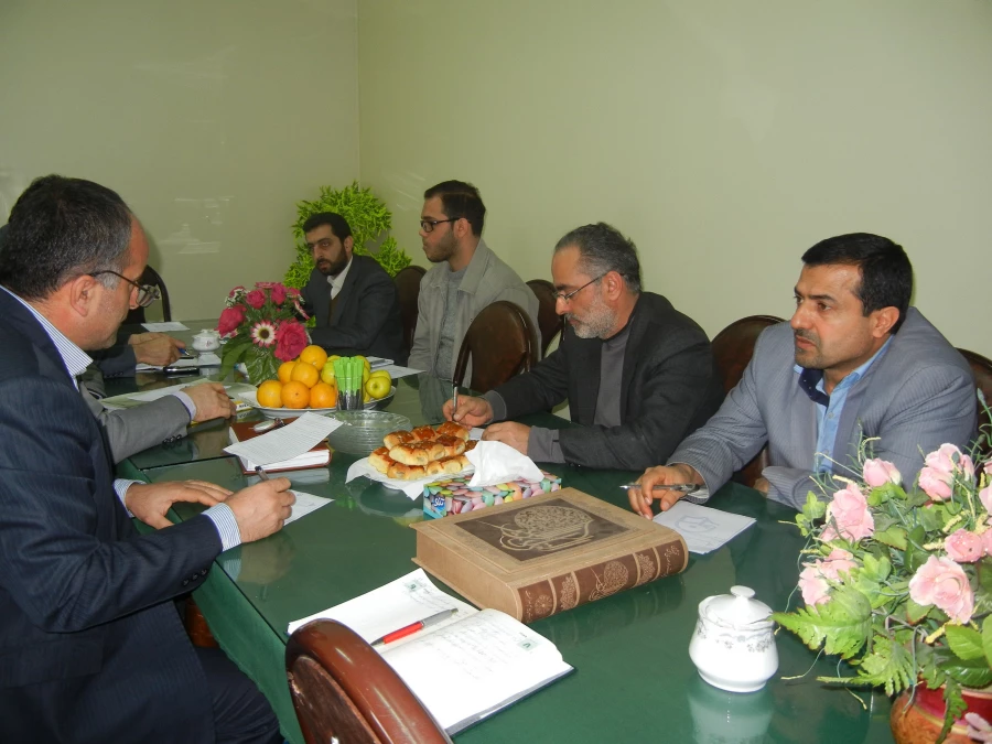 جلسه کمیته فرهنگی- دانشجویی