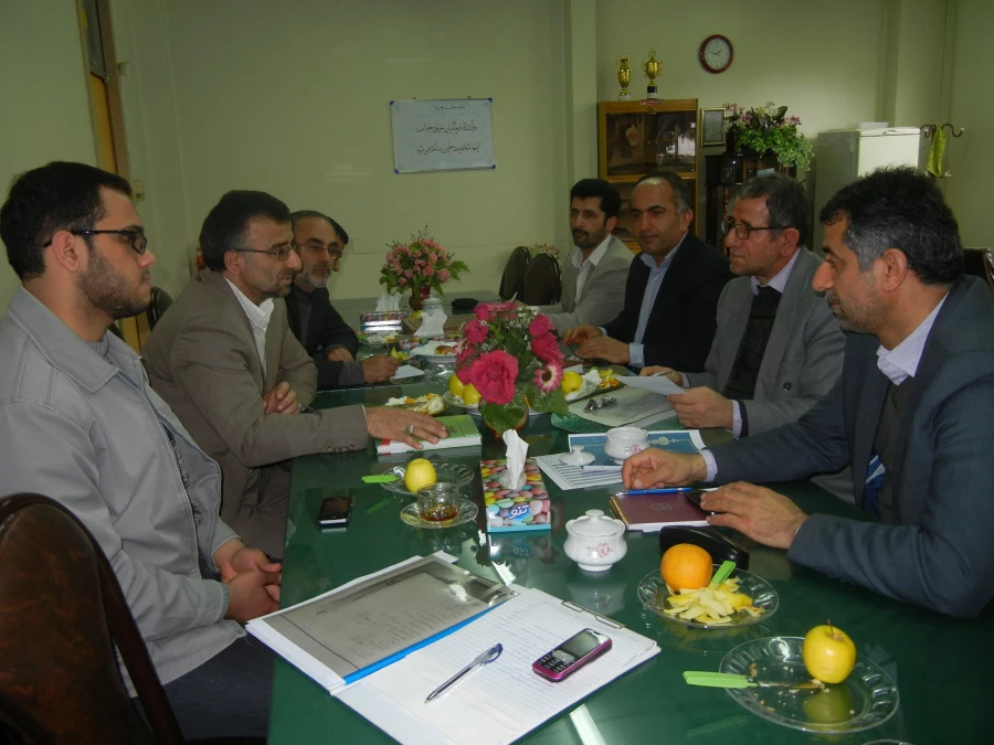 جلسه کمیته فرهنگی- دانشجویی