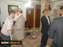 حضور معاون توسعه مدیریت و منابع دانشگاه فرهنگیان  و همکاران در دیدار با خانواده ی محترم همکار ایثارگر و جانباز آقای ابراهیم خیراله زاده