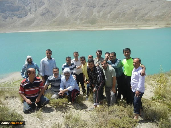 سفراساتید و کارکنان به منطقه لاریجان
