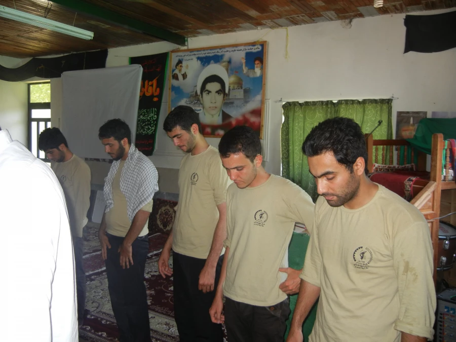 حضور مسئولین مرکز در بین دانشجویان اعزامی به اردوهای جهادی