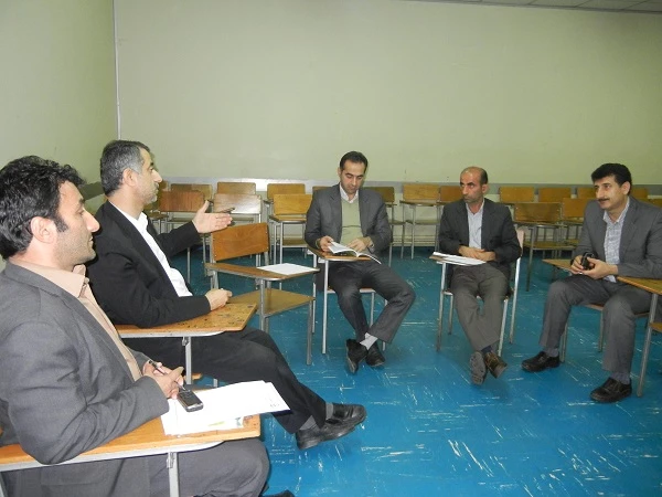 جلسه مجمع عمومی مدرسان و کارگروه های آموزشی مرکز