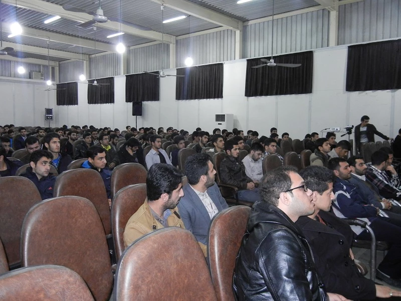 اکران فیلم خیر و شر در سالن علامه سعیدالعلمای مازندرانی