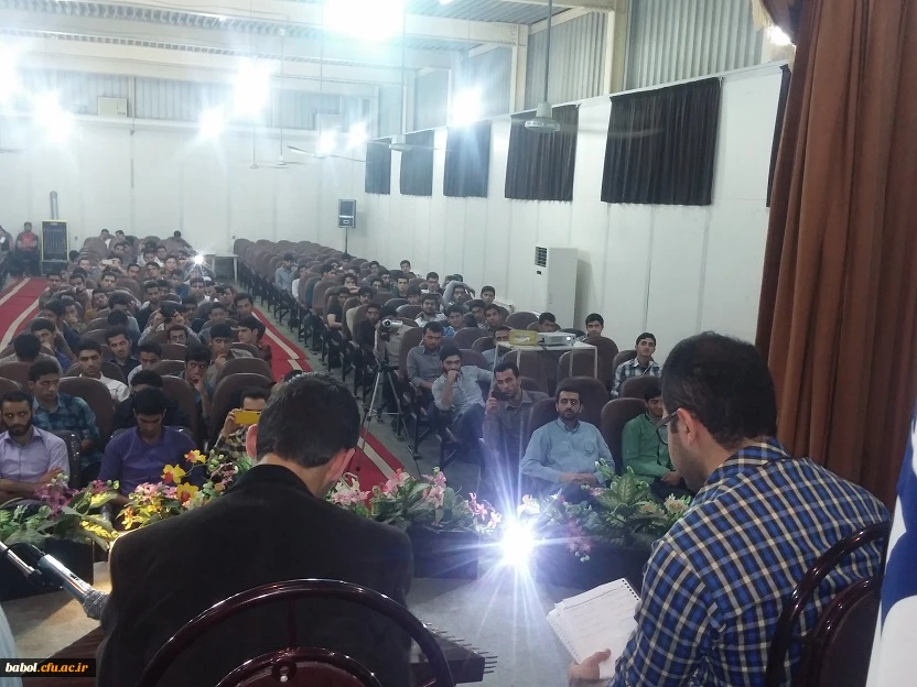 جنگ دانشجویی