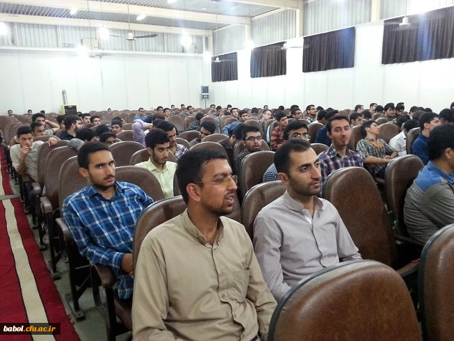 کرسی آزاد اندیشی با سخنرانی دکتر مصطفی  سمعیی نسب عضو هیئت علمی دانشگاه