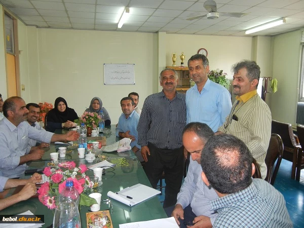 تقدیر از آزادگان مرکز آقایان ابراهیم خیراله زاده و علی هوشیاران