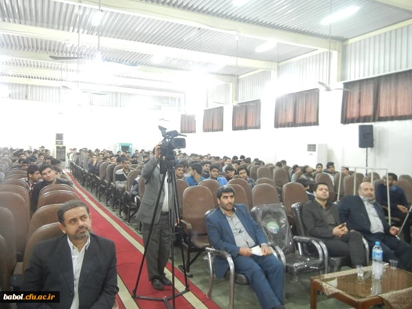 نشست  گزینش اداره کل آموزش و پرورش استان با دانشجویان مرکز