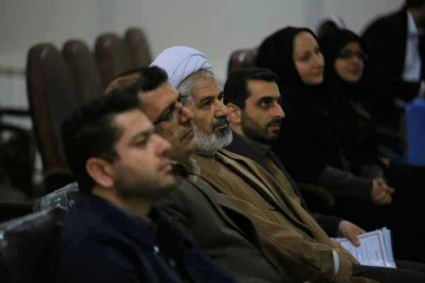 همایش عصرشعرآیینی "وصف خورشید"ویژه دانشجومعلمان استان مازندران