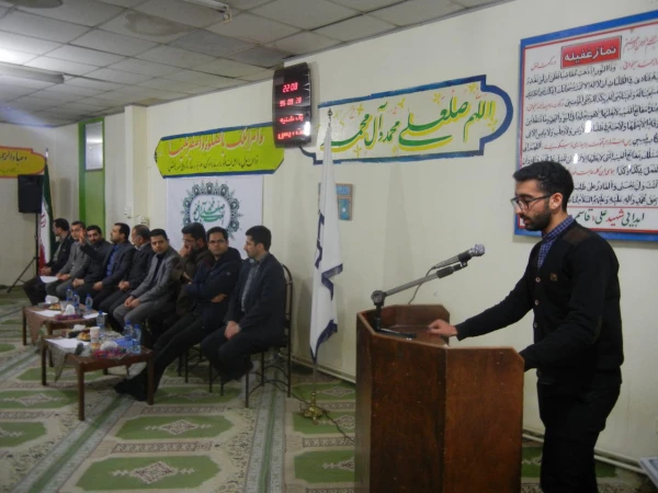 جلسه پرسش و پاسخ  دانشجویان با مسئولین پردیس و مرکز