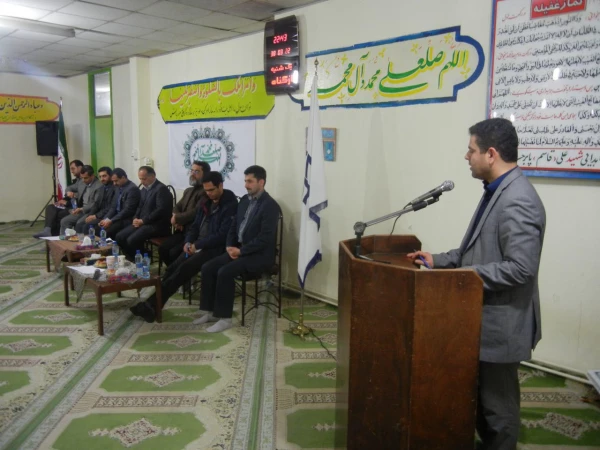 جلسه پرسش و پاسخ  دانشجویان با مسئولین پردیس و مرکز