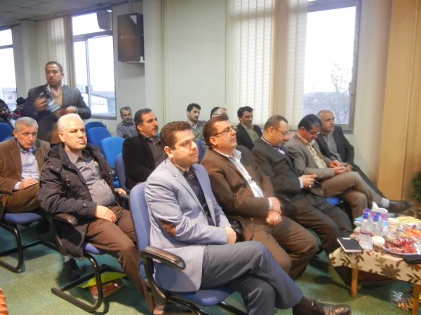 آیین گرامیداشت و  تجلیل از دانشجویان برتر دانشگاه فرهنگیان استان مازندران در مرکز حضرت فاطمه الزهرا(س) قائمشهر