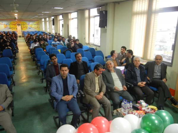 آیین گرامیداشت و  تجلیل از دانشجویان برتر دانشگاه فرهنگیان استان مازندران در مرکز حضرت فاطمه الزهرا(س) قائمشهر