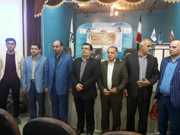 مناظره سیاسی در مرکز