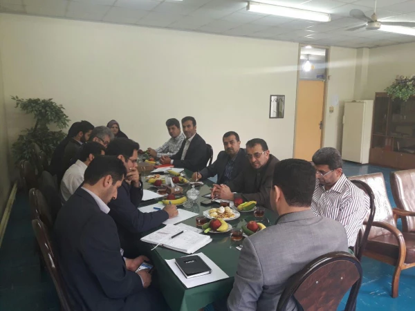 جلسه عمومی  و شورای هیات رئیسه باحضور کلیه همکاران