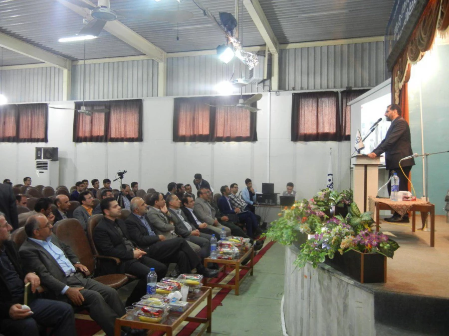 آیین گرامی داشت هفته آموزش و تکریم و تجلیل از مقام شامخ معلم