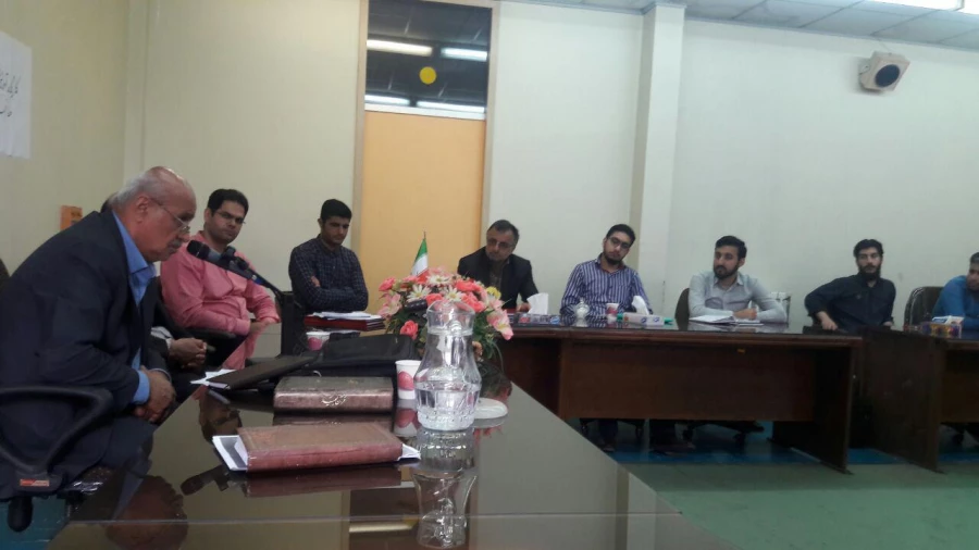 نشست علمی با عنوان تجربه های معلمی در آموزش ریاضی با حضور دکتر سیداحمد  حسن پور