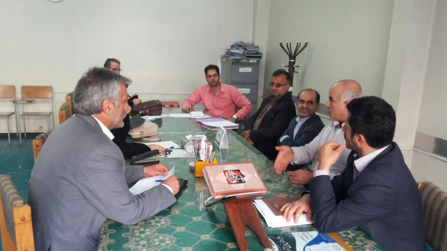 جلسه ستاد کارورزی با حضوراستادان محترم درس کارورزی