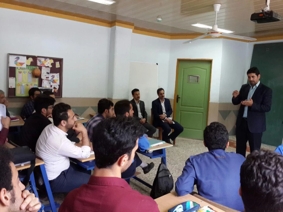 بازدید دانشجو معلمان رشته علوم تربیتی گرایش آموزش ابتدایی از مدارس چندپایه منطقه بندپی غربی شهرستان بابل