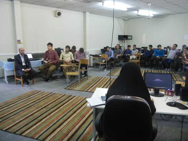 کارگاه آموزشی تخصصی  نرم افزار جئوجبرا برای دانشجویان رشته ریاضی