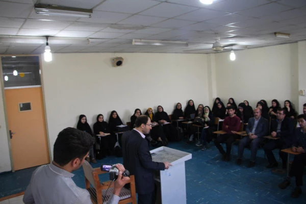 برگزاری اولین سمینار علمی_تخصصی انجمن علمی علوم تربیتی دانشجومعلمان دانشگاه فرهنگیان استان مازندران در مرکز