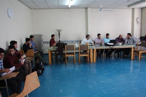 جلسه دفاع دانشجویان الهیات 93 درس کارورزی  در نیمسال دوم 96-95