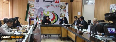 دکتر علی نژاد در نشست خبری با اصحاب رسانه مطرح کرد:

بهره گیری از نیروهای داوطلبِ جوان و حضور بیش از سه هزار نفر دانشجو معلم در المپیاد ورزشی دانشجویان دانشگاه فرهنگیان