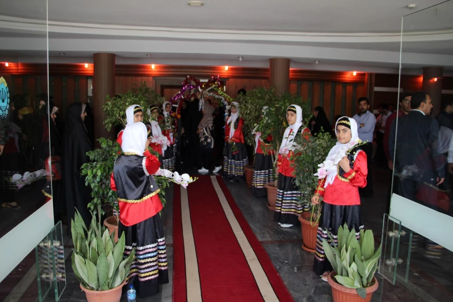 دومین دوره جشن دانش آموختگی دانشجو معلمان ورودی1392 دانشگاه فرهنگیان استان مازندران