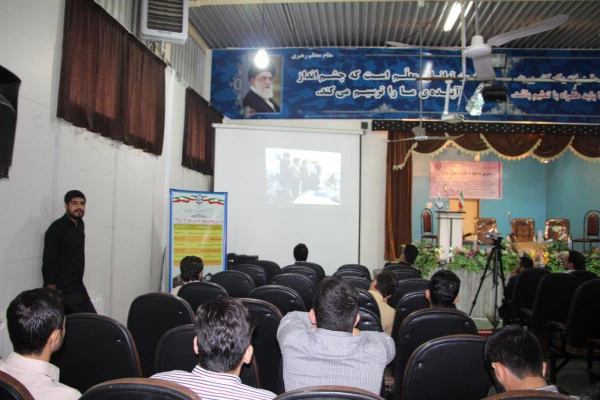 نشست مشترک مسئولین دانشگاه با دانشجو معلمان مرکز