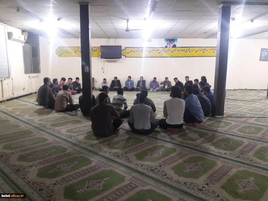 جلسه ی شورای صنفی مرکز به همراه مسولین مرکز با نمایندگان خوابگاه ها