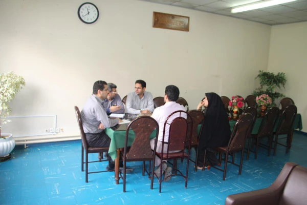 جلسه شورای کارورزی مرکز