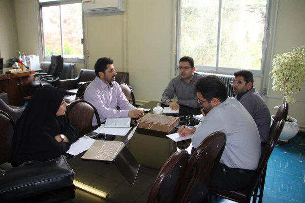 جلسه شورای کارورزی مرکز