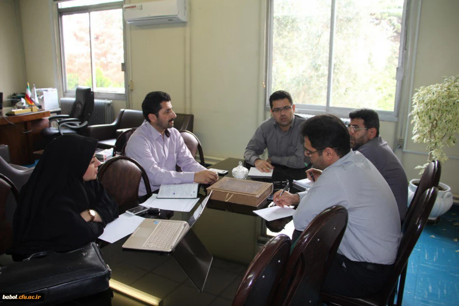 جلسه شورای کارورزی مرکز