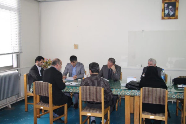 جلسه ی کمیته ی تخصصی پژوهش استان  با عنوان  نحوه برگزاری جشنواره دست ساخته های دانشجومعلمان