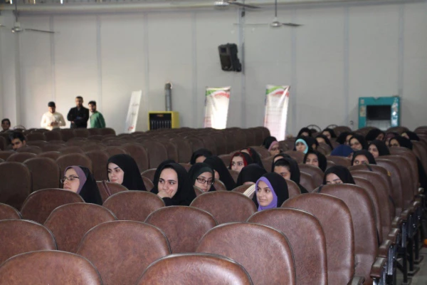 گرامیداشت هفته بسیج  در مرکز