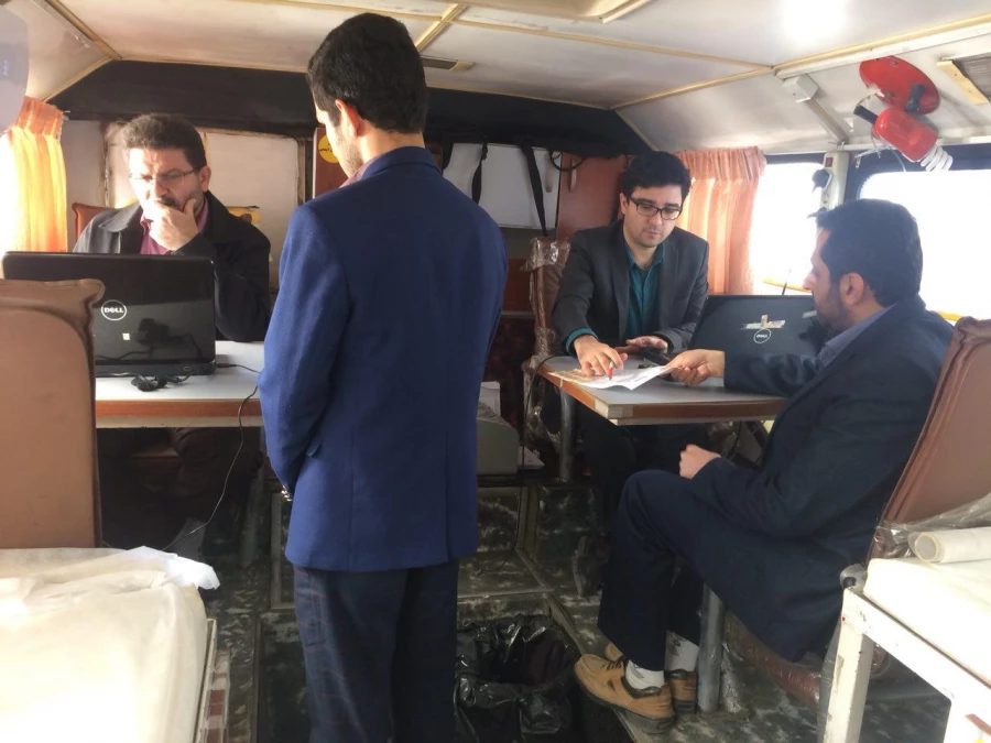 برنامه اهدای خون باحضور  کارکنان اداری و دانشجویان  معلمان مرکز