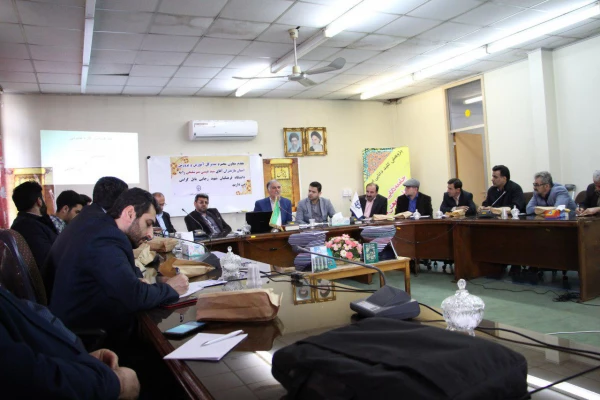 آیین گرامی داشت هفته پژوهش و تجلیل از پژوهشگران برتر مرکز