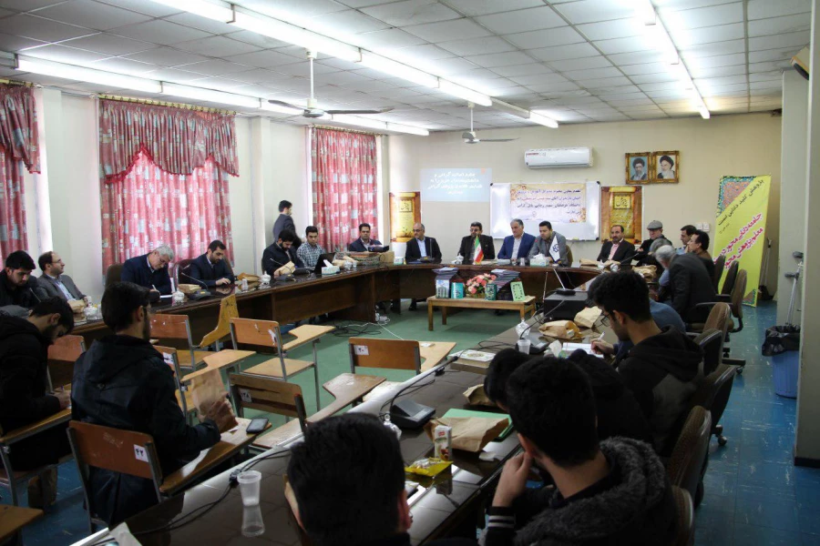 آیین گرامی داشت هفته پژوهش و تجلیل از پژوهشگران برتر مرکز