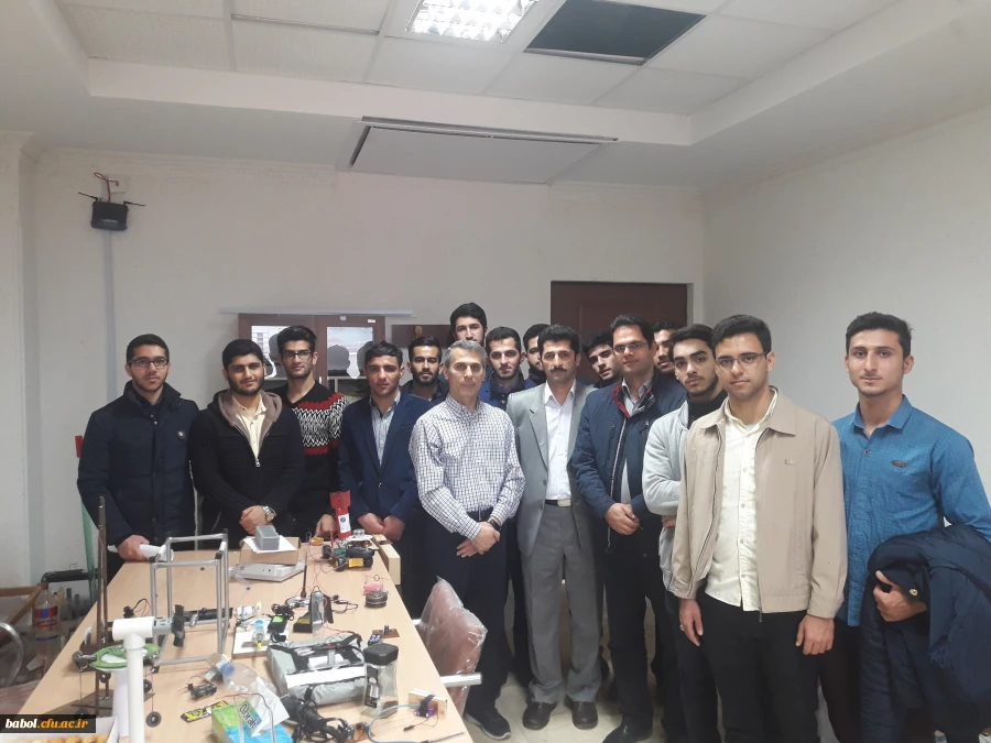 دیدارکارشناسان آموزش و پژوهش و اعضای انجمن های علمی دانشجویان با استاد پژوهشگر فوق دکتری فیزیک و عضوهیات علمی دانشگاه صنعتی نوشیروانی آقای دکتر رضا  خانبابایی