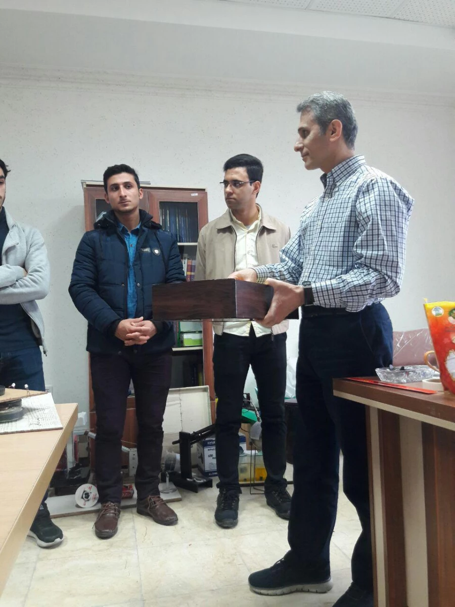 دیدارکارشناسان آموزش و پژوهش و اعضای انجمن های علمی دانشجویان با استاد پژوهشگر فوق دکتری فیزیک و عضوهیات علمی دانشگاه صنعتی نوشیروانی آقای دکتر رضا  خانبابایی