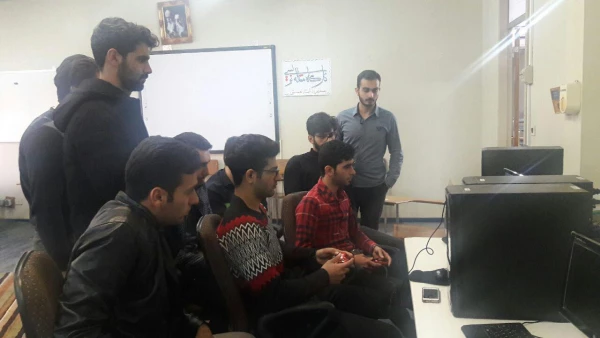 مسابقات بازی های رایانه ای Pes دانشجو معلمان
