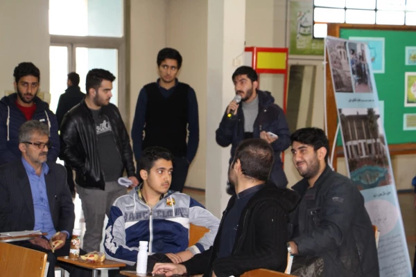 برگزاری تریبون آزاد دانشجویی