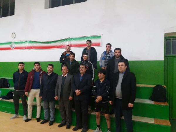 بازدید مسئولین دانشگاه فرهنگیان استان و مرکز از تمرینات آماده سازی تیم کشتی دانشگاه فرهنگیان