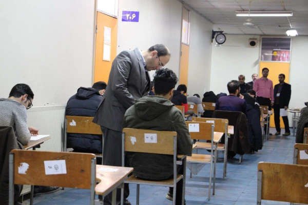 بازدید سرپرست دانشگاه فرهنگیان استان مازندران  از برگزاری امتحانات پایان ترم