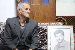 دیدار سرپرست و مسولین بخش های مختلف مرکز از خانواده محترم شهید دیّاری